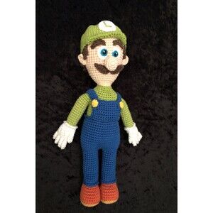 Luigi Handmade doll crochet carácter, Amigurumi, Plush Toy, super Mario Bros